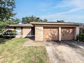 Building Photo - 9503 Martin Wood Ct
