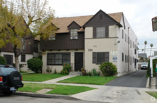 Building Photo - 236-236 S Harvard Blvd