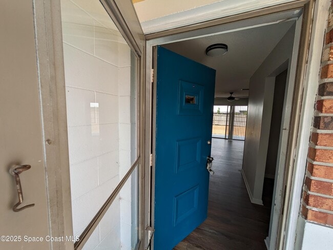 Building Photo - 4955 Melissa Dr
