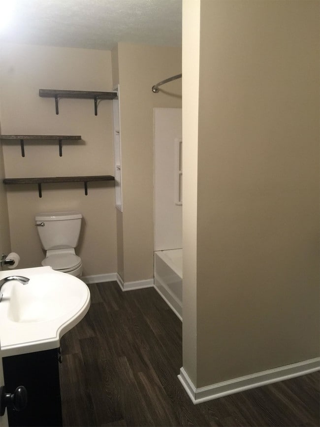 Foto del edificio - 3436 Lewis Ln