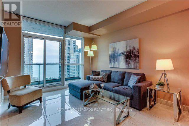 Photo du bâtiment - 33 Bay St.