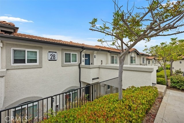 Building Photo - 30902 Club House Dr