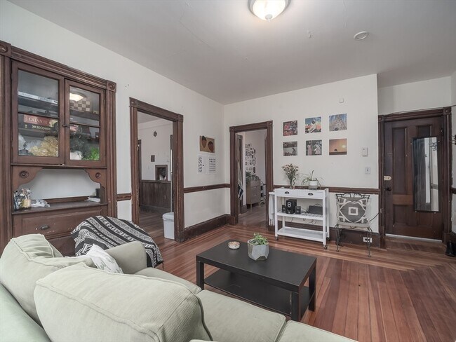 Foto del edificio - 318 Beacon St