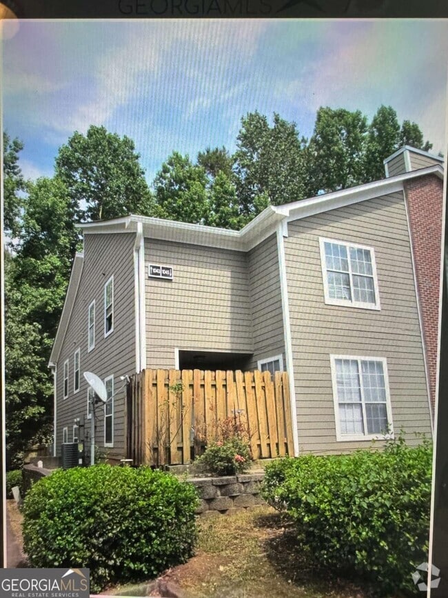Building Photo - 1043 Rock Creek Ln