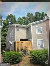 Building Photo - 1043 Rock Creek Ln