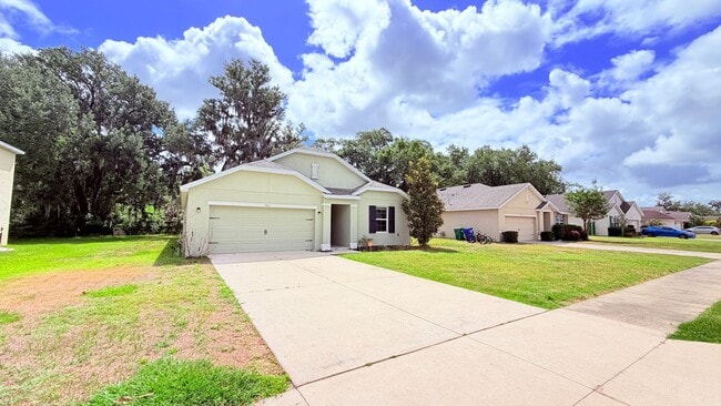 Building Photo - Available now! Amazing 4 Bedroom, 2 Bathroom Home in Wildwood!!
