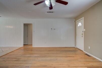 Building Photo - 2216 32nd St