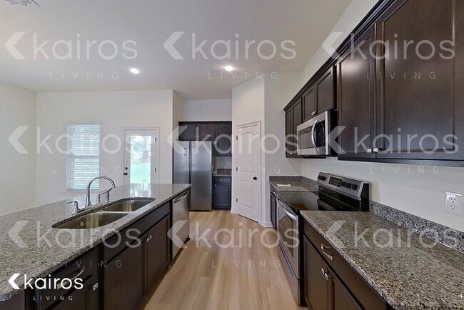 Foto del edificio - 105 Teddy Ln