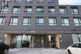 Building Photo - 1800 Simcoe St N