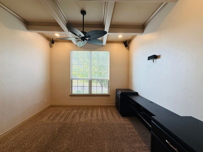 Building Photo - 2421 NW 159th Terrace