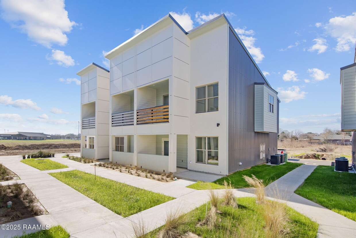 Foto principal - 104 Canvasback Dr