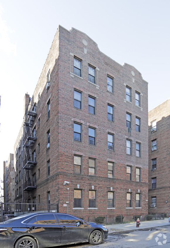35-24 95th Street - 35-24 95th St