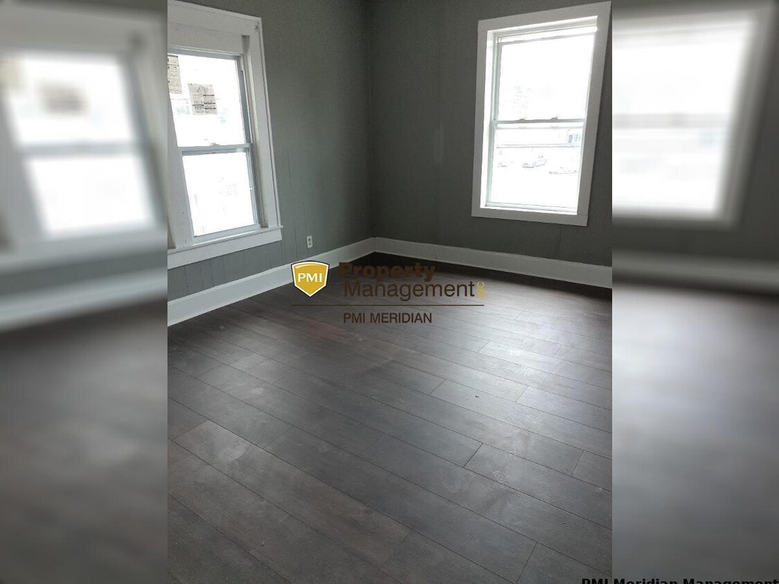 Primary Photo - SUMMER RENTAL SPECIAL - FIRST MONTH 50%!!