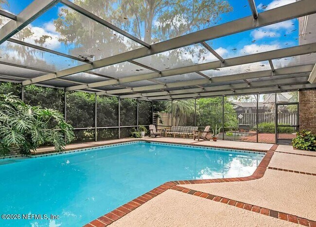 Foto del edificio - 4944 Mariners Point Dr