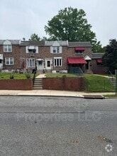 Building Photo - 1017 Windsor Rd