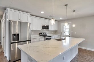 Building Photo - 2625 S Jentilly Ln