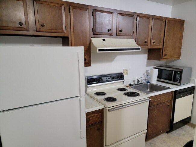 Building Photo - 3103 W 33rd Ave
