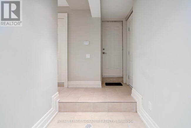 Building Photo - 132 Cameron Ave