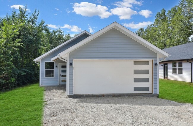 Building Photo - BRAND NEW 3 Bedroom | 2 Bathroom | 2 Car G...