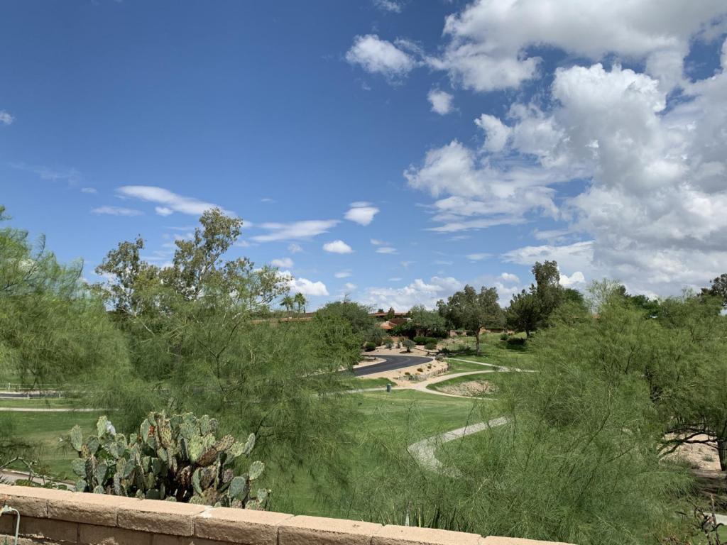 Primary Photo - 760 W Camino Iturbide