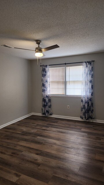 Foto del edificio - 626 Surfside Dr