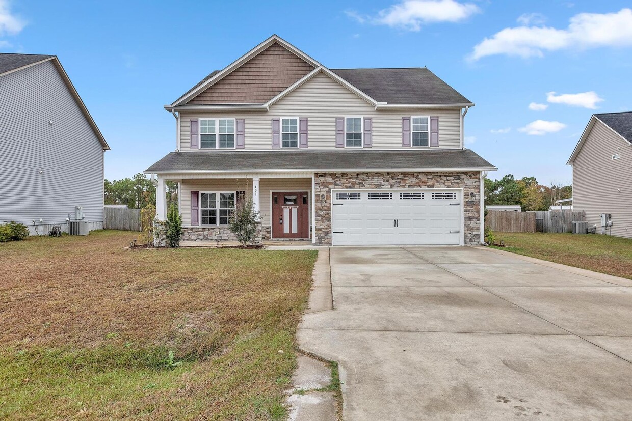 Primary Photo - Large home in Swansboro School District