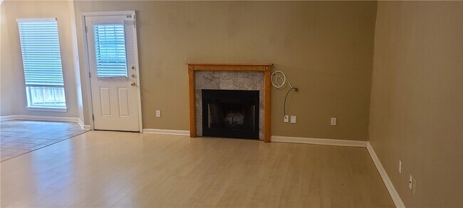 Building Photo - 11906 Wildhorse Valley Dr