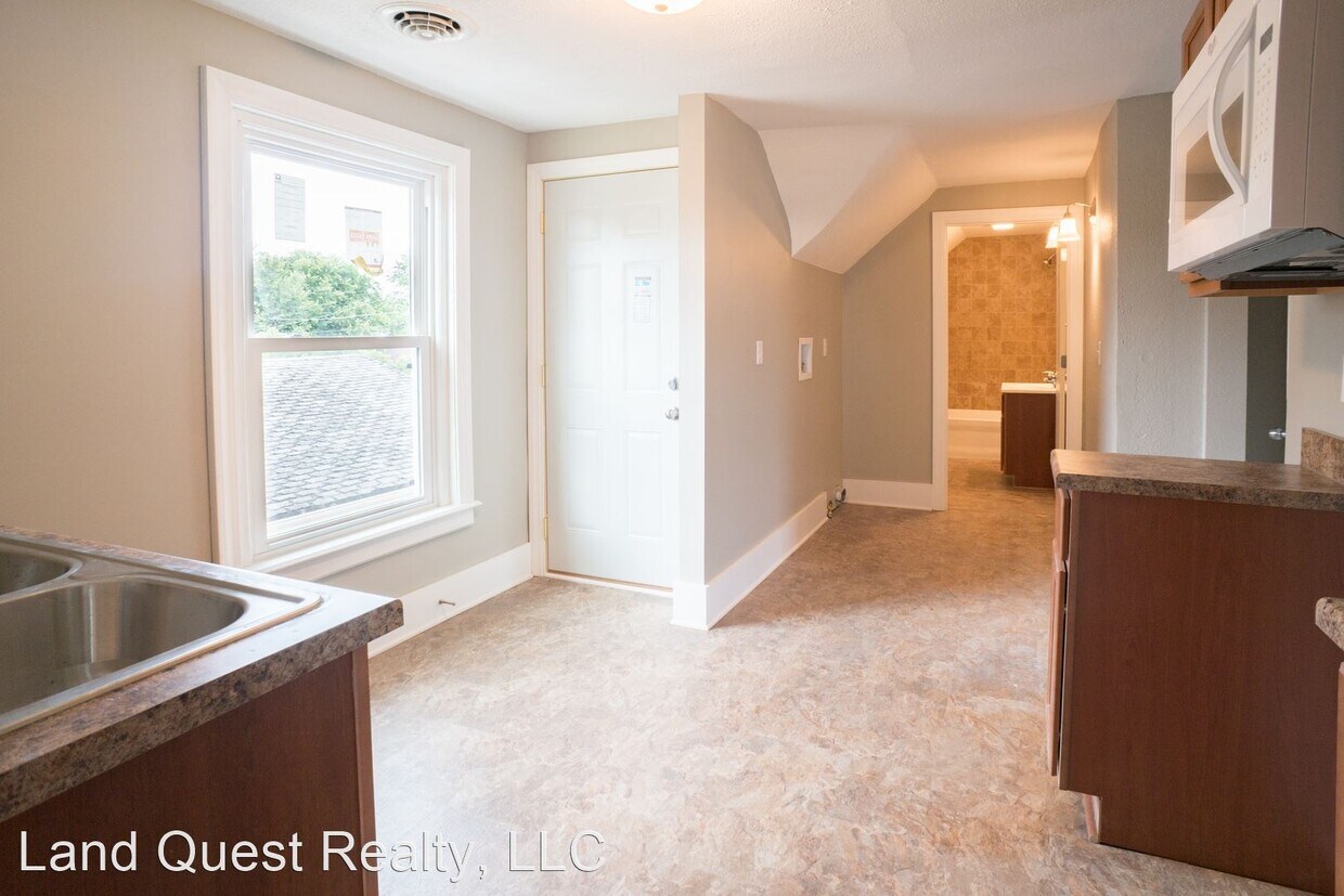 Foto principal - 2216 Harriet St