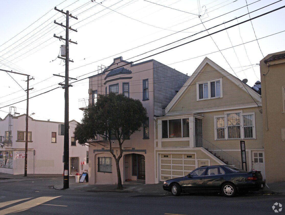 Foto del edificio - 201-203 Bosworth Street