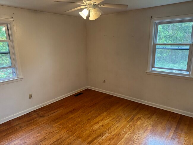 Foto del edificio - 5160 Snowdrift Rd
