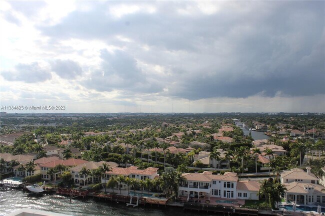 Foto del edificio - 1500 S Ocean Dr