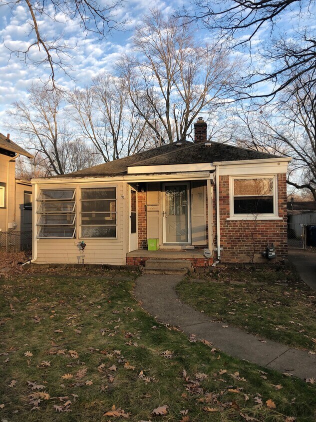 Foto principal - 18508 Garfield