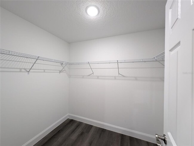 Foto del edificio - 178 Kroll Ln