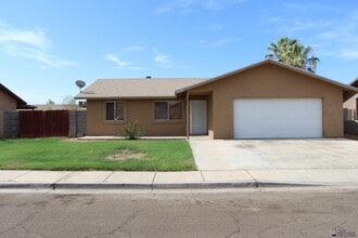 Building Photo - 4563 W 18th Ln