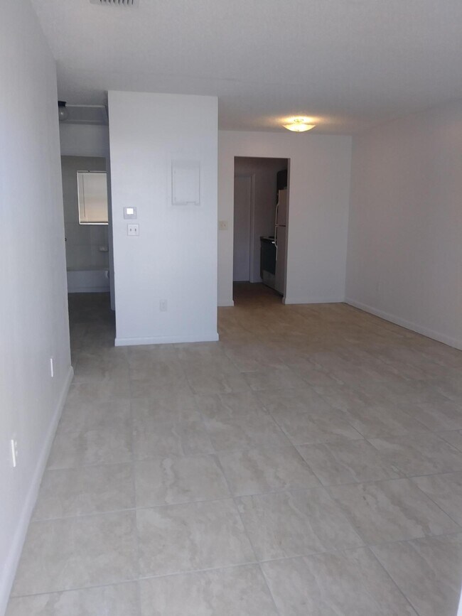 Foto del edificio - 1248 AC Evans St