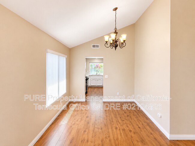 Building Photo - 25543 Woodside Cir
