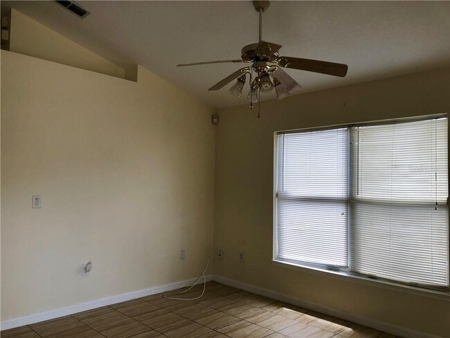 Foto del edificio - 7698 Pine Fork Dr