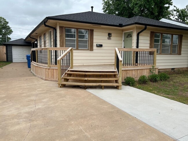 Building Photo - Won't Last Long!!!