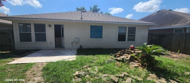 Foto del edificio - 3259 Enchanted Hollow Ln