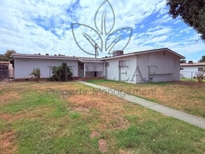 Building Photo - 1444 E Colton Ave