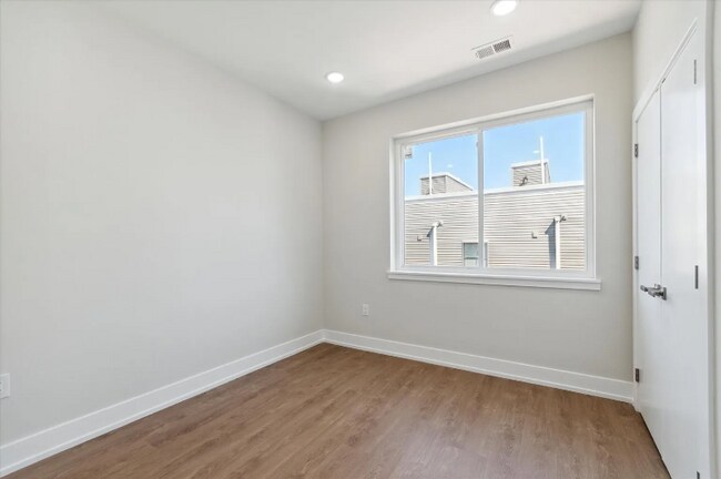 Foto del edificio - 723 N 35th St