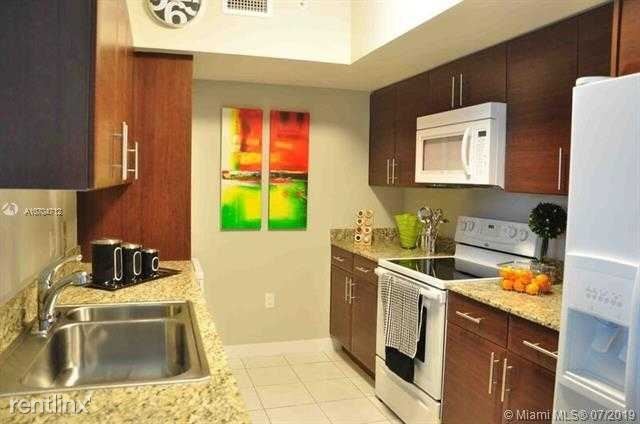 Foto del edificio - 2 br, 2 bath Apartment - 9365 SW 77 Ave 3011