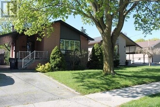 Building Photo - 11 Fletcher Pl