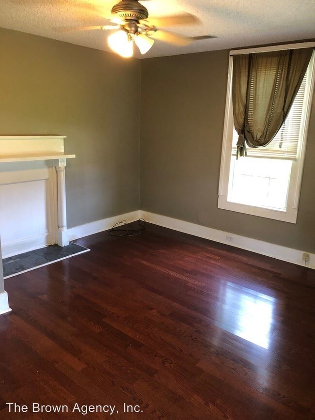 Foto del edificio - 2 br, 1 bath House - 211 N 12th St
