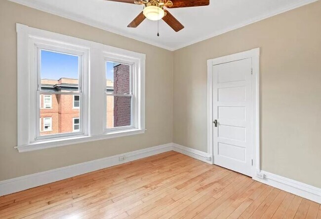 Bedroom (large closet) - 15 Lynde St