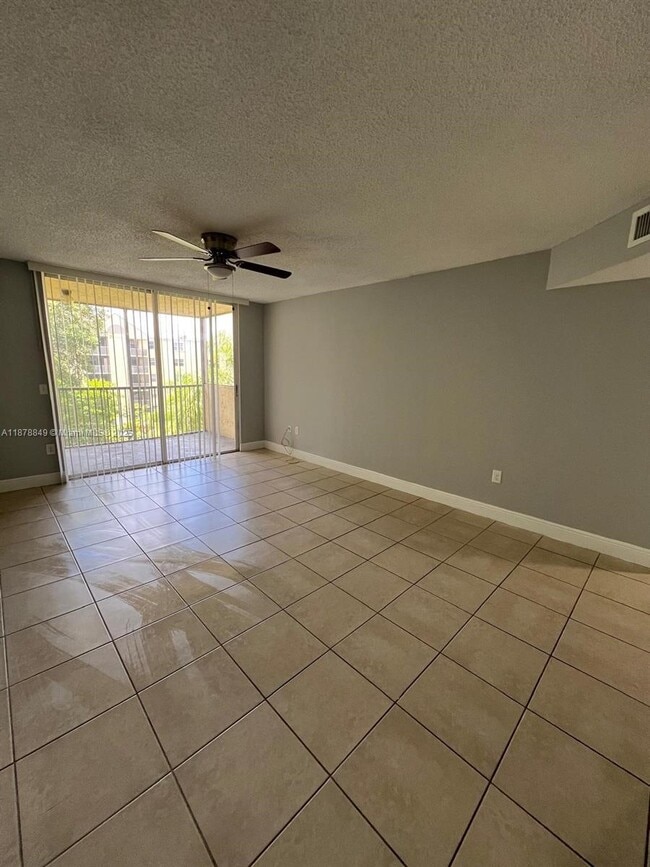 Building Photo - 8363 Lake Dr