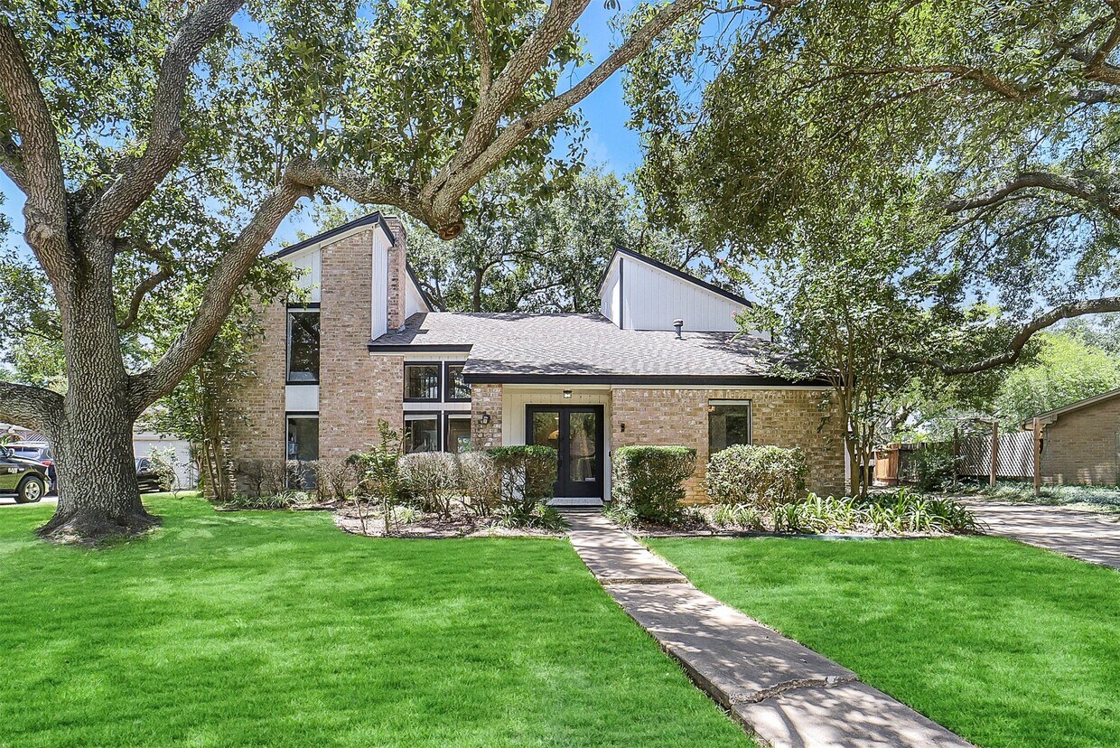 Foto principal - 18107 Partridge Green Ct