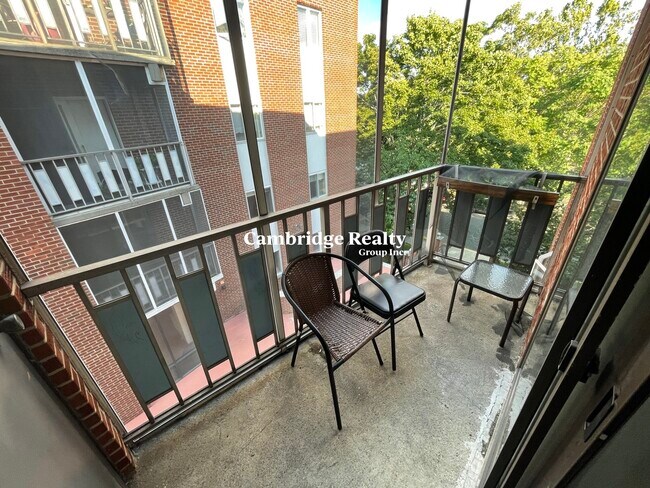 Foto del edificio - 33 Lodgen Ct