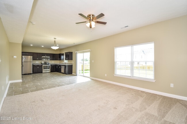 Foto del edificio - 10620 Brook Chase Ct