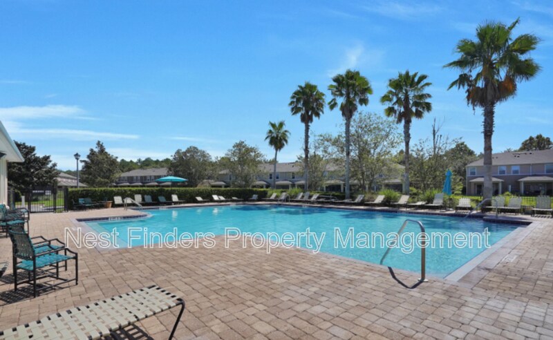 Foto principal - 13339 Solar Dr